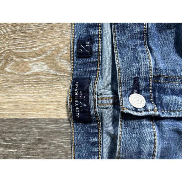 Lucky brand Classic Blue Denim Jeans Size 42  Waist - Picture 6 of 8